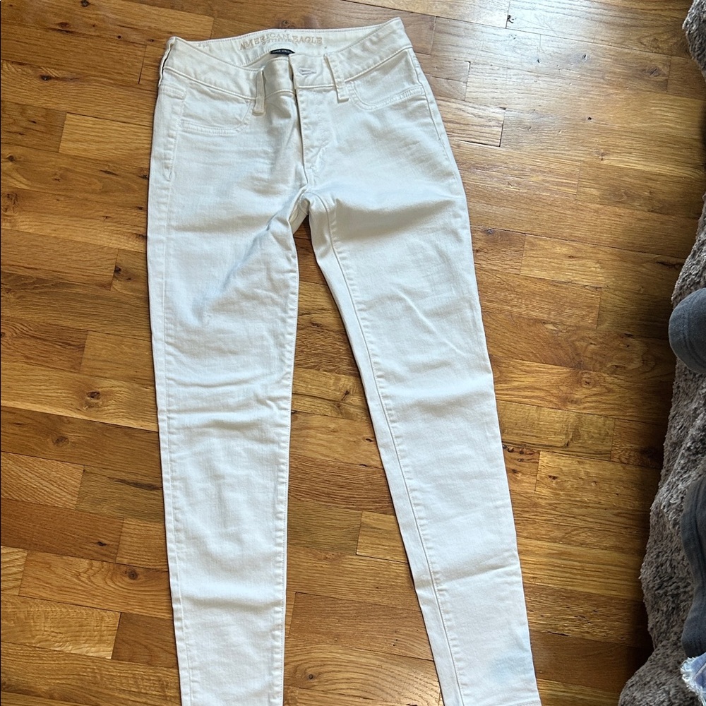 American Eagle Outfitters White Skinny Jeans